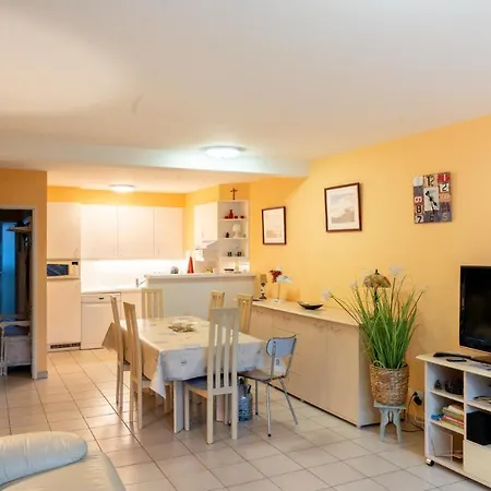 Euro V 0301 Apartment
